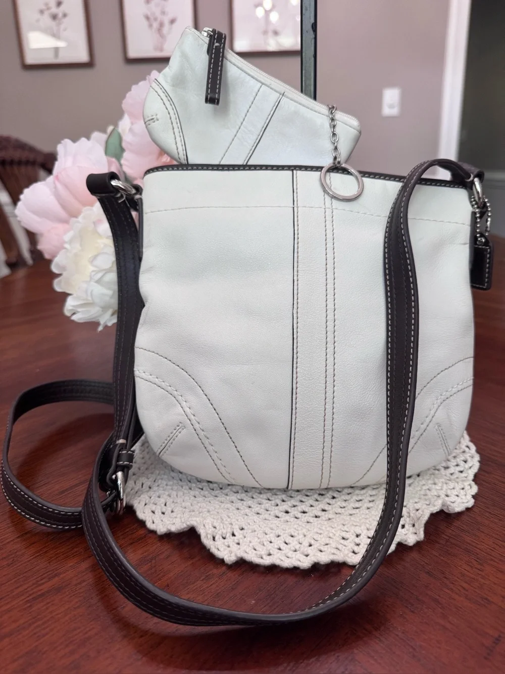 Vintage Coach Soho Cream Pebbled Leather Crossbody Bag & Wristlet Set